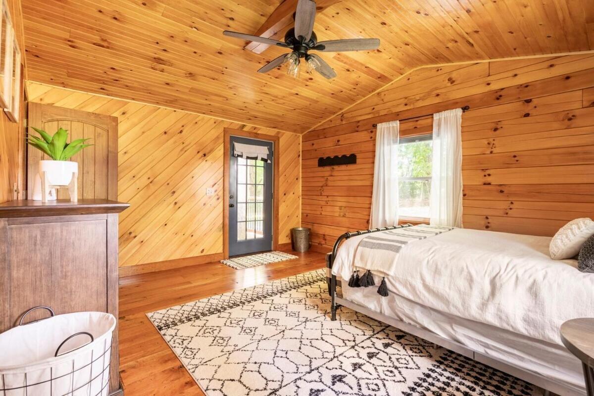 Secluded Wooded Cabin Near The Hocking Hills New Straitsville 외부 사진