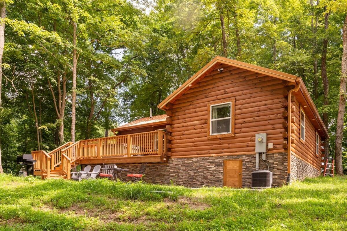 Secluded Wooded Cabin Near The Hocking Hills New Straitsville 외부 사진