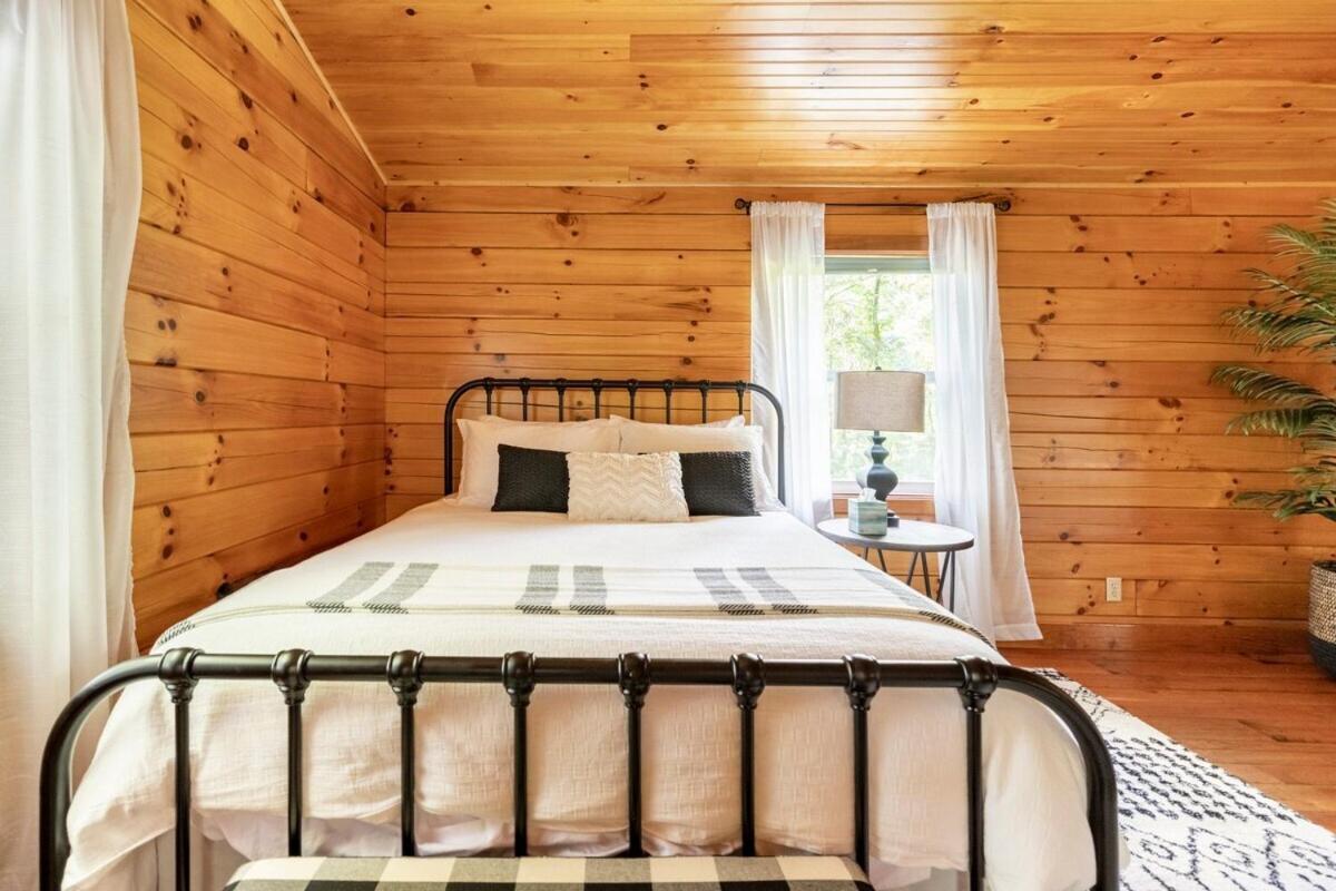 Secluded Wooded Cabin Near The Hocking Hills New Straitsville 외부 사진