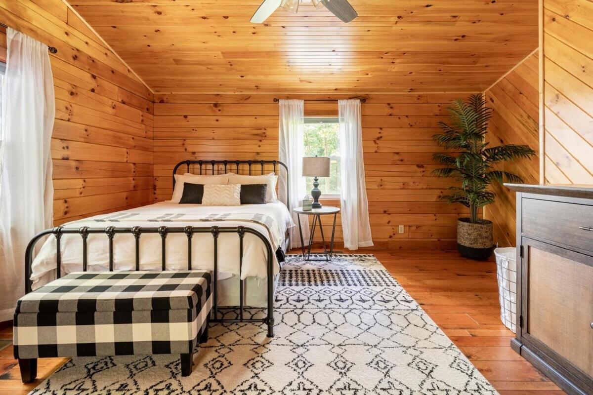 Secluded Wooded Cabin Near The Hocking Hills New Straitsville 외부 사진