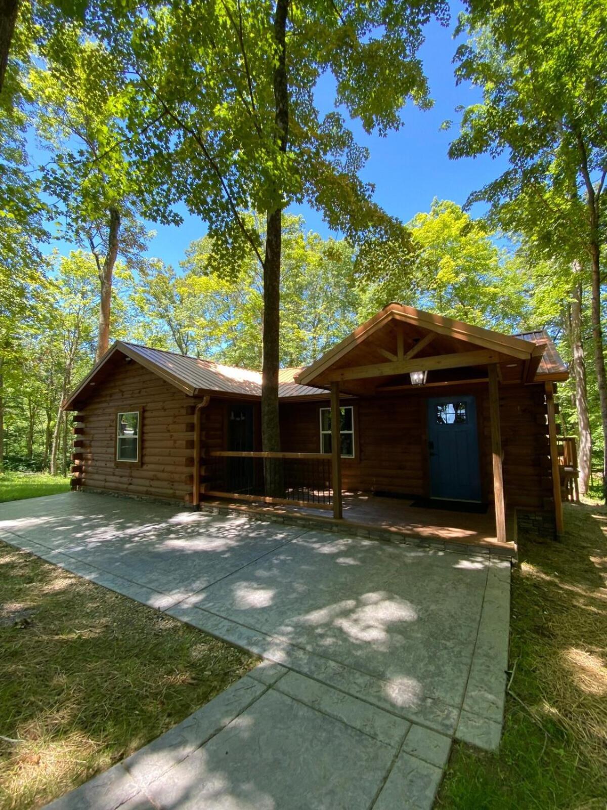Secluded Wooded Cabin Near The Hocking Hills New Straitsville 외부 사진
