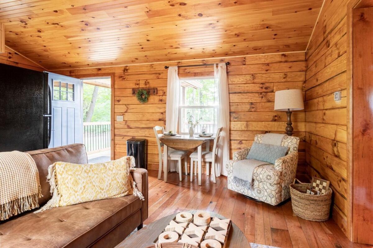 Secluded Wooded Cabin Near The Hocking Hills New Straitsville 외부 사진
